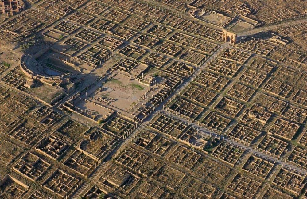 Perhaps one of the most beautiful ancient sites to see - the Roman City of Timgad. Credit: Open Culture