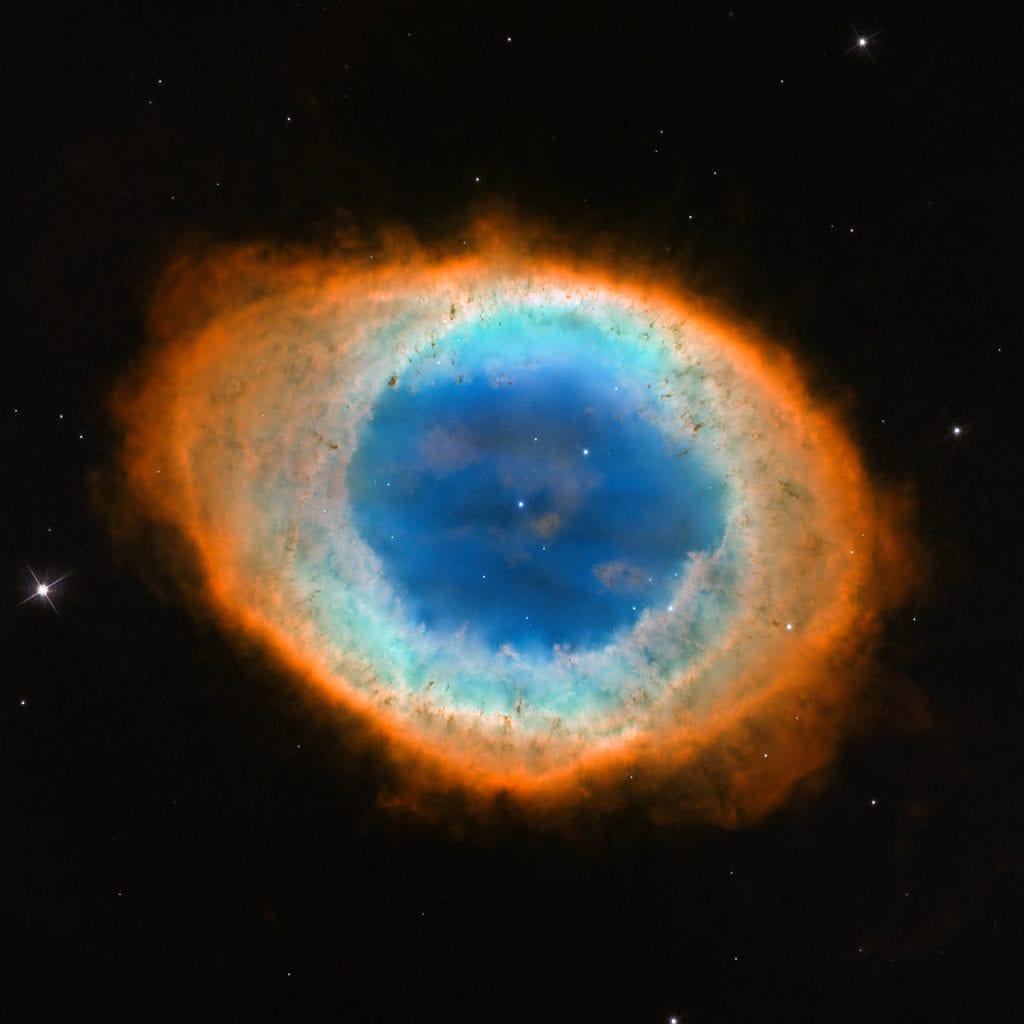 This Hubble image portrais the magnificent Ring Nebula. Credit: NASA, ESA, and the Hubble Heritage (STScI/AURA)-ESA/Hubble Collaboration