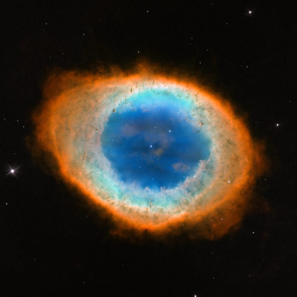 The Magnificent Ring Nebula M57. Credit: NASA, ESA and the Hubble Heritage (STScI / AURA) -ESA / Hubble Collaboration