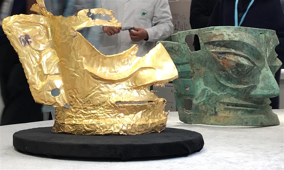 This massive golden mask was the most surprising find. It measures 23x28 centimeters but unfortunately has not remained intact. Credit: Wang Mingping / CFP