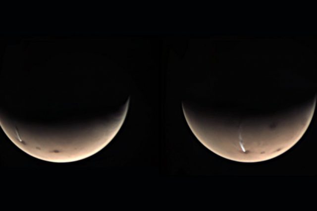 Image of the extremely elongated Martian clouds. Credit: ESA / GCP / UPV / EHU Bilbao