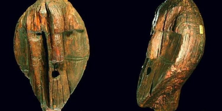 The Shigir Idol is the world's oldest wooden statue. Credit: Terberger et al., Quat. Int., 2021