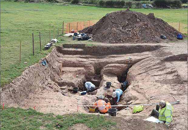 Excavation of the Early Neolithic Complex at Street House. Credit: Stephen J. Sherlock / Antiquity, 2021