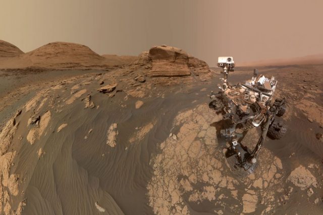 Curiosity's Selfie at Mont Mercou, the current research location of the rover. Scientists have discovered evidence of organic salts on Mars in older data. Credit: NASA/JPL-Caltech/MSSS