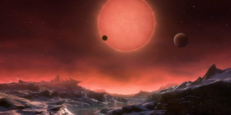 Scientists have suggested several solutions for the red sky paradox. On the image: Artist's impression of the view from an exoplanet in orbit around the red dwarf star Trappist-1. Credit: ESO / M. Kornmesser