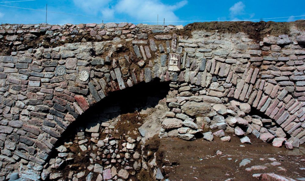 This 600-year-old Aztec tunnel will be reburied by archaeologists. Credit: INAH
