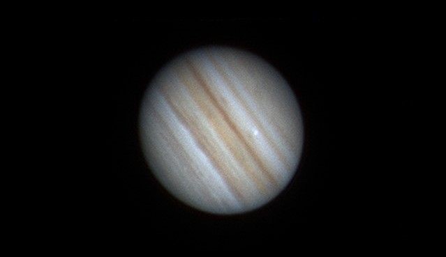 Twitter user yotsuyubi21 captured this impact on Jupiter. Credit: yotsuyubi21