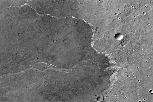 Bosphorus Plateau, one of the many places that likely had water on Mars. The picture was taken by one of the cameras of the MRO spacecraft. Image: NASA | JPL-Caltech | MSSS