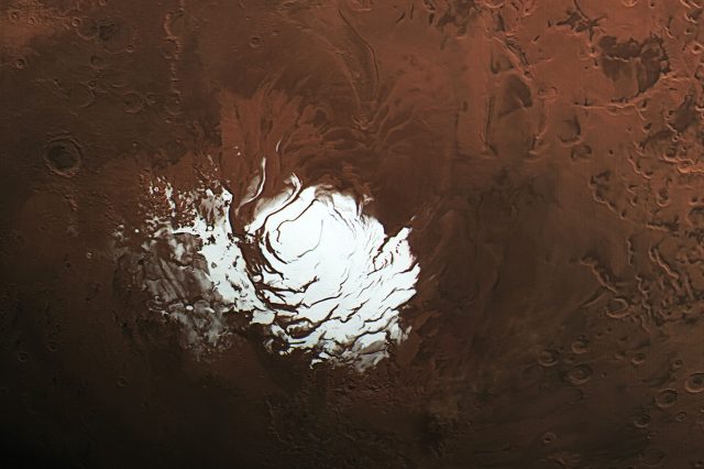 Ice cap at the south pole of Mars. Credit: ESA/DLR/FU Berlin