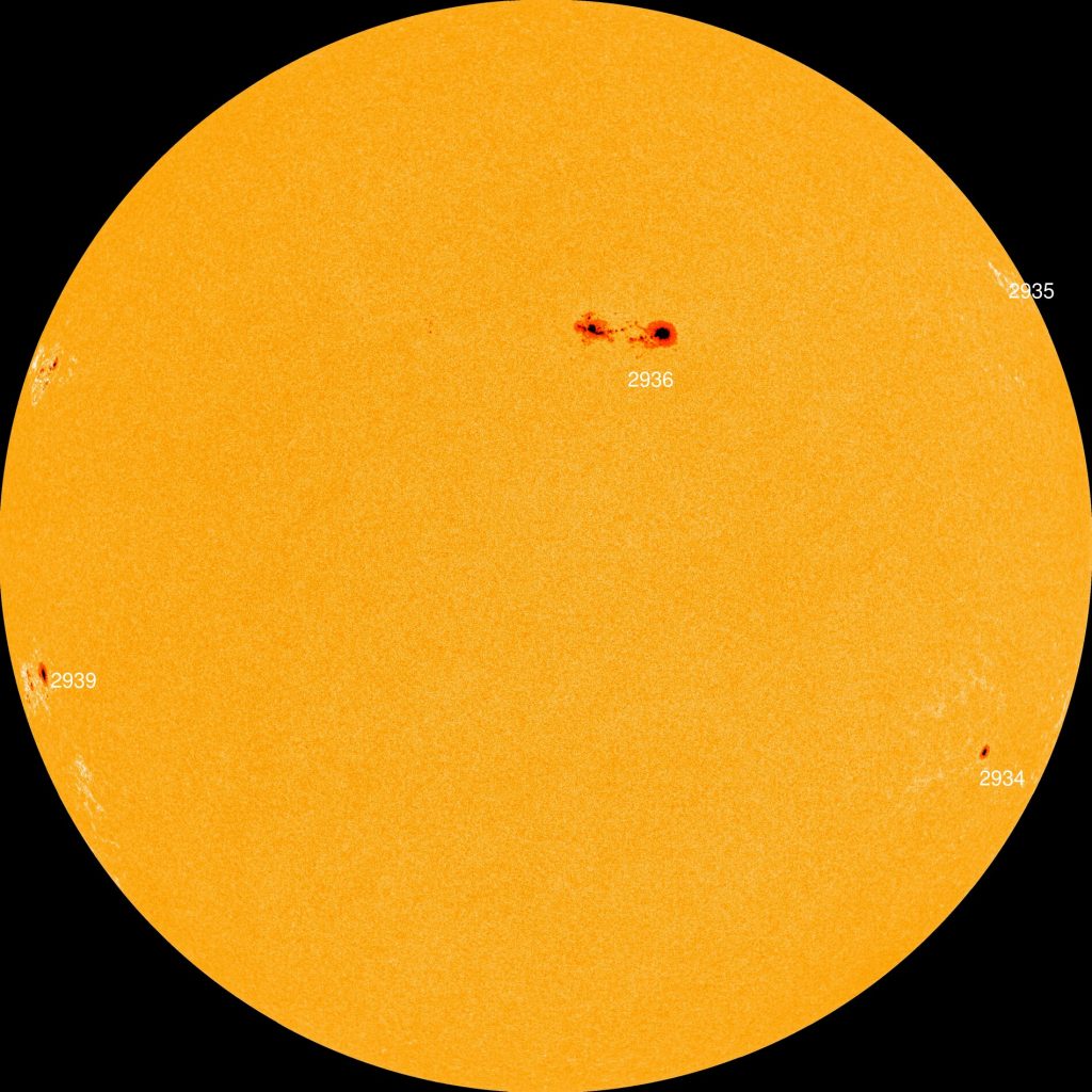 The current position of sunspot groups on the solar disk. Credit: SDO/HMI