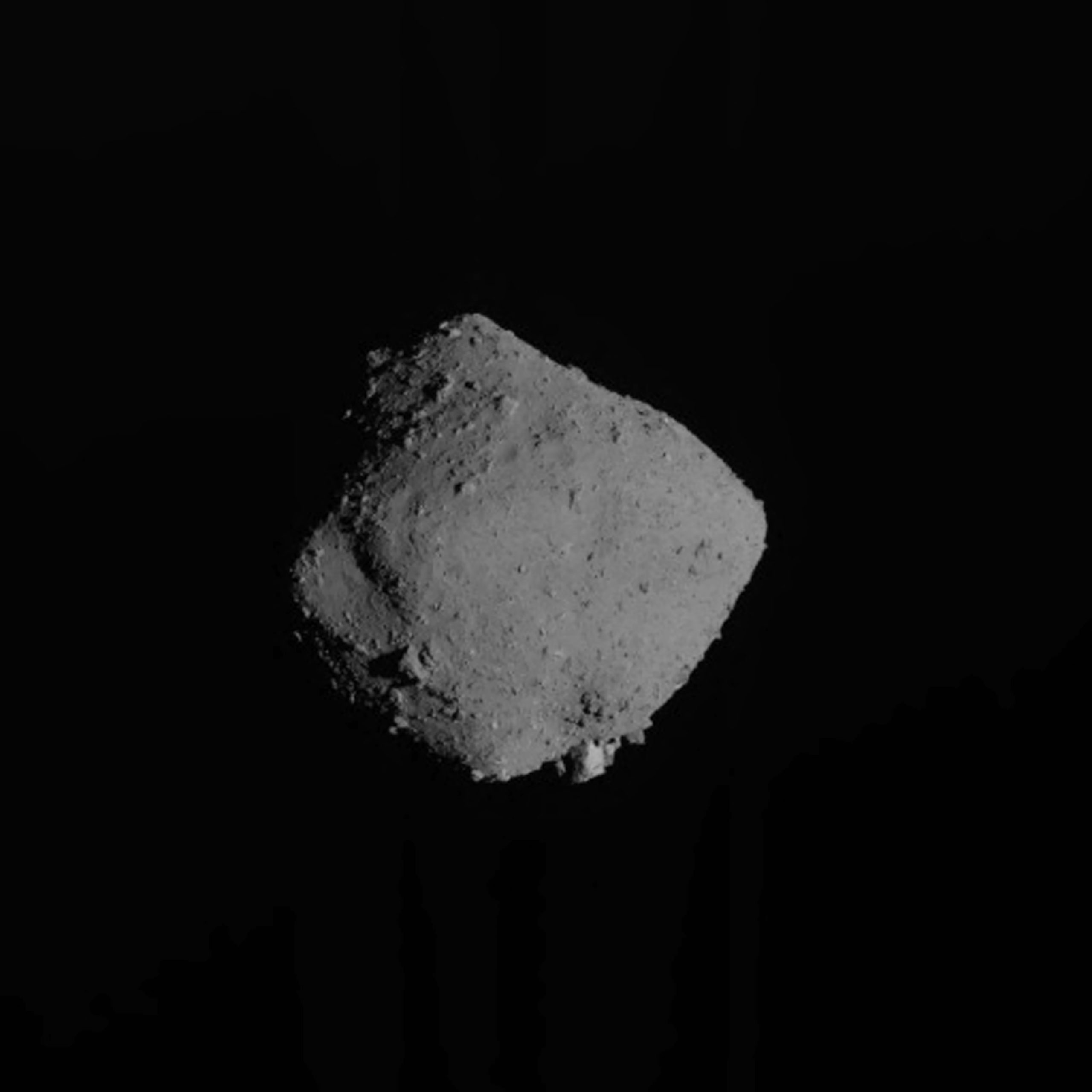 A picture of Ryugu taken by the station immediately after turning on the engines. Credit: JAXA