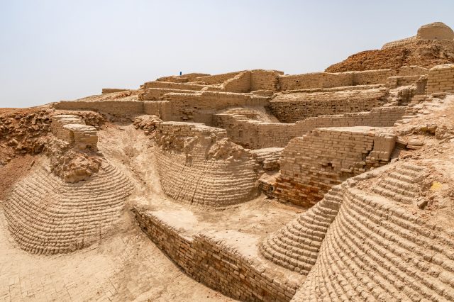 Larkana Mohenjo Daro Archaeological UNESCO World Heritage View. Depositphotos.