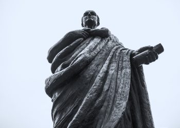 Bronze Statue of Seneca the Younger, Roman Stoic philosopher. Cordoba, Spain. Depositphotos.