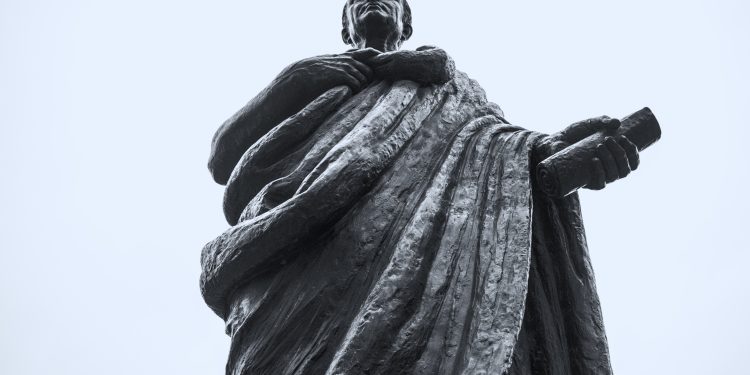 Bronze Statue of Seneca the Younger, Roman Stoic philosopher. Cordoba, Spain. Depositphotos.