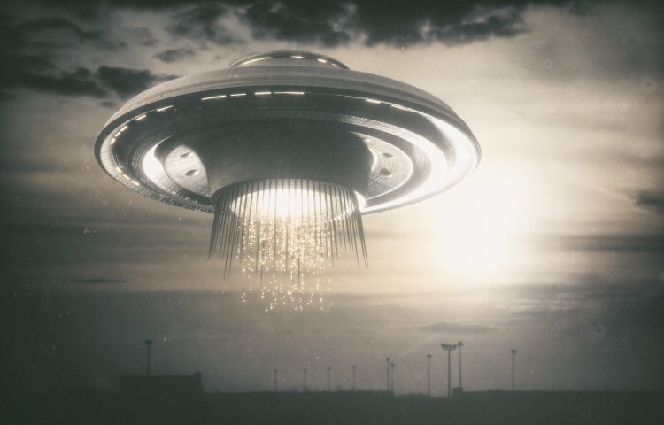 Old UFO picture. Image concept of aliens. Depositphotos.