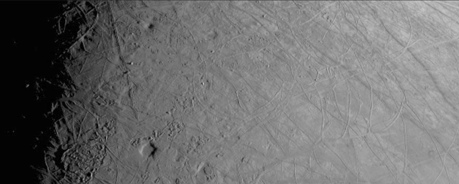 A cropped close-up view of Europa. Credits: NASA/JPL-Caltech/SWRI/MSSS