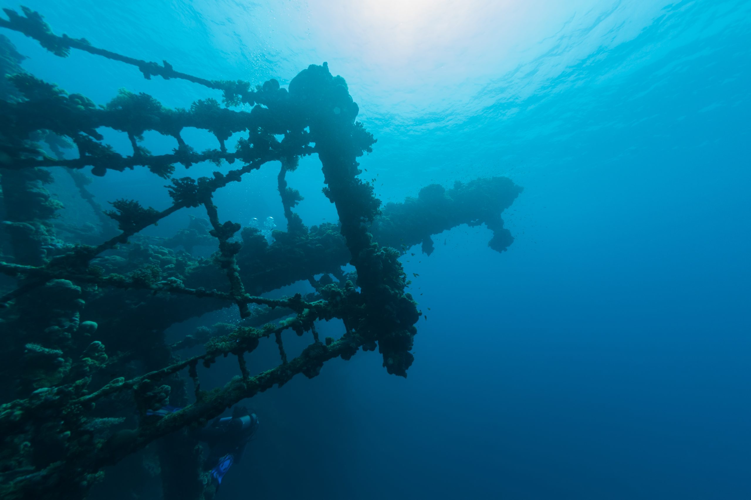 An illustration of a sunken ship. YAYIMAGES.