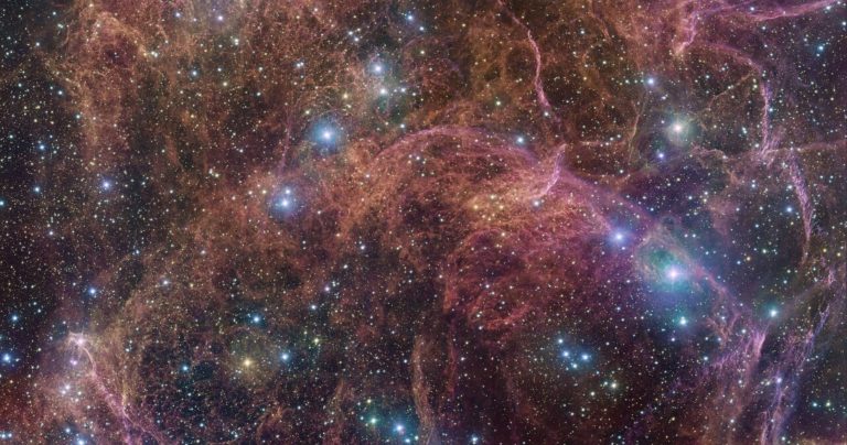 A cropped photo of the Veil supernova remnant. Image Credit: ESO/VPHAS+ team. Acknowledgement: Cambridge Astronomical Survey Unit.