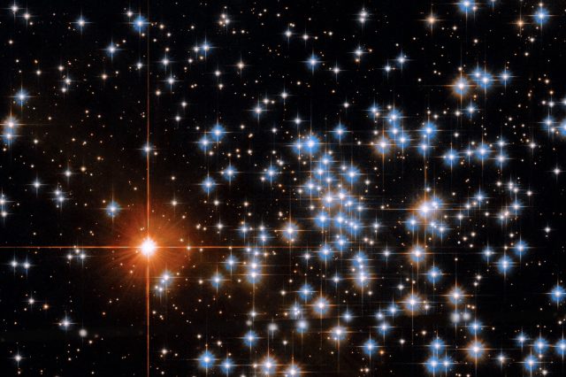 Cropped photograph of NGC 2660. Image Credit: NASA, ESA, and T. von Hippel (Embry-Riddle Aeronautical University); Processing: Gladys Kober (NASA/Catholic University of America).