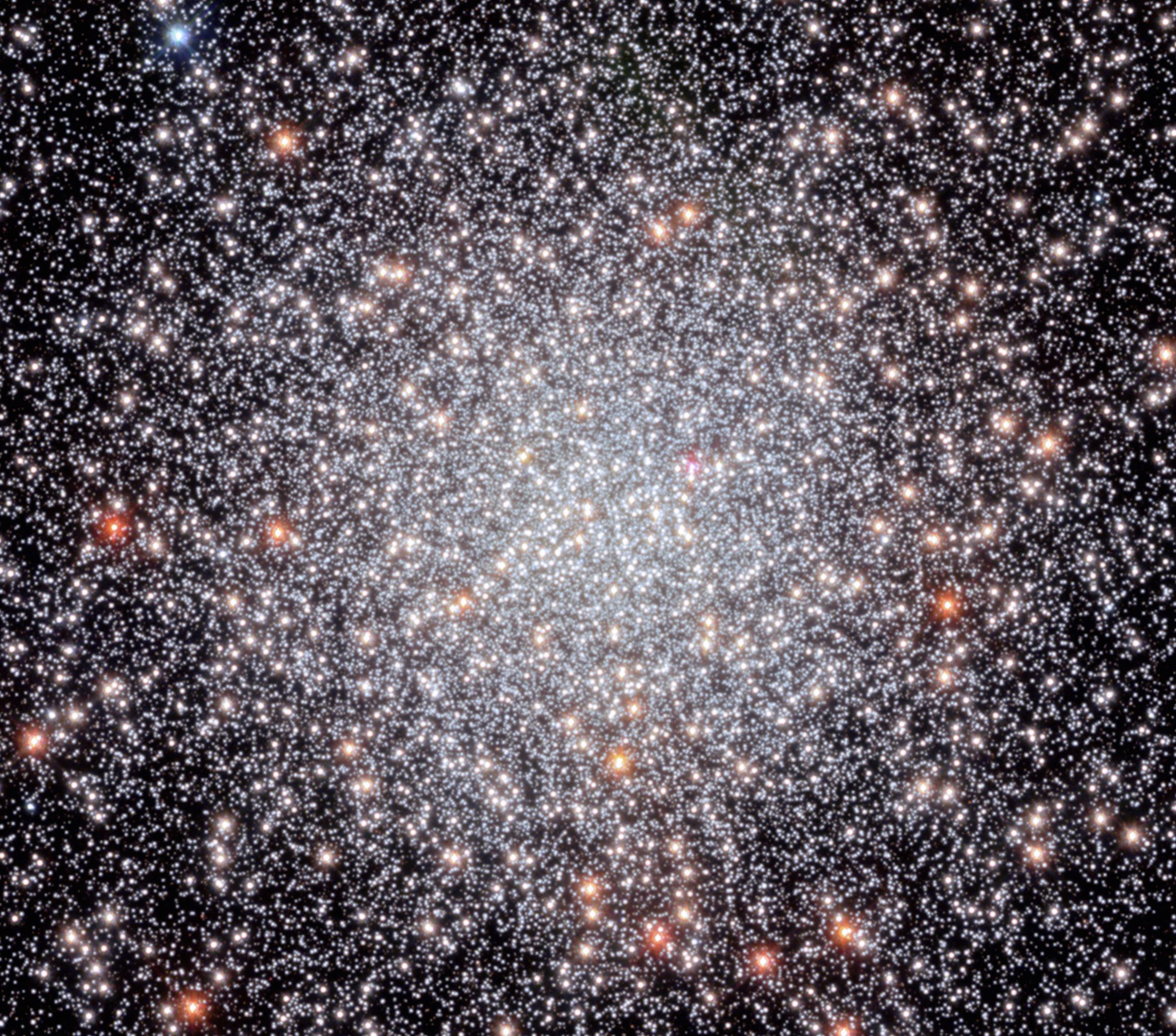 A cropped view of the center of Globular Cluster NGC 6440. Image credit: NASA, ESA, C. Pallanca and F. Ferraro (Universits Di Bologna), and M. van Kerkwijk (University of Toronto); Processing: G. Kober (NASA/Catholic University of America).