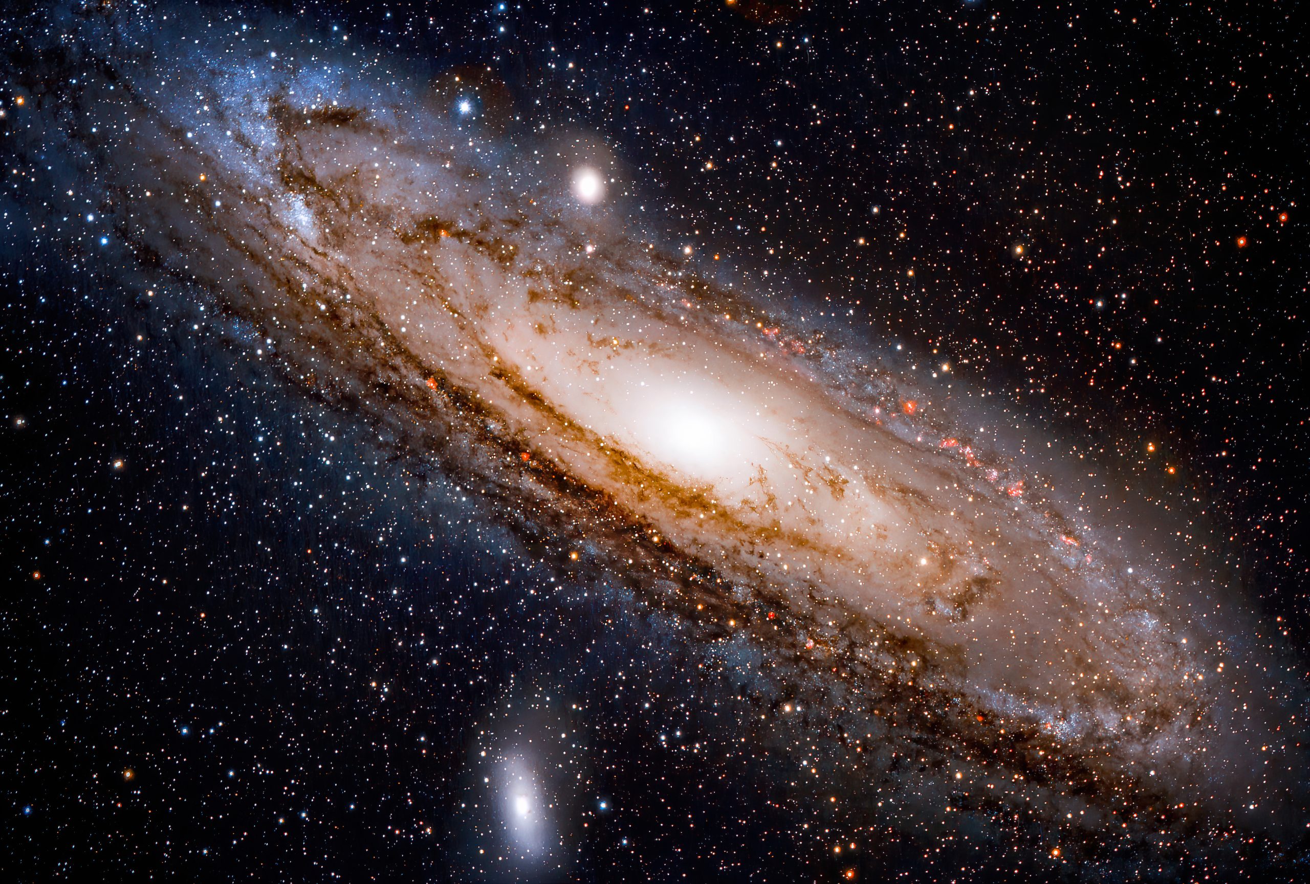 A Photograph of the Andromeda Galaxy. Image Credit: Wikimedia Commons / CC BY-SA 4.0.