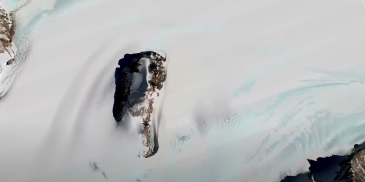 A screenshot from Google Earth allegedly showing the Face of Jesus in Antartica. Image Credit: Google Maps.