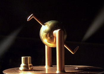 A photograph of a model of the aeolipile. Image Credit: modelengines.info