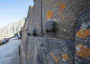 Ancient Inca Ruins Of Ollantaytambo In Peru. Yayimages.