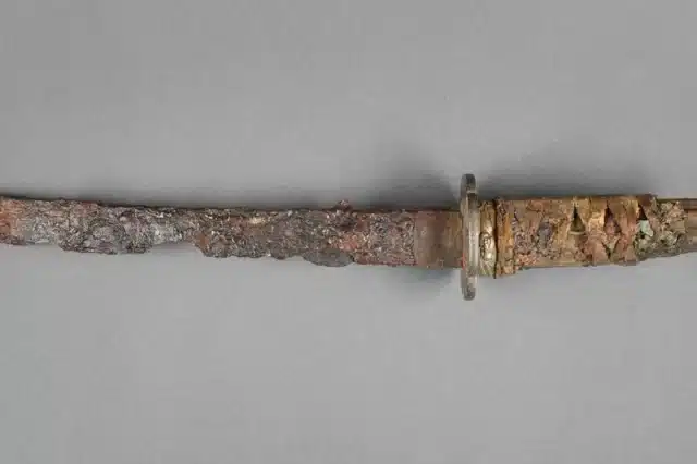 The richly-decorated sword from Japan that was found in Germany. Image credit: © Staachliche Museen zu Berlin, Museum für Vor- und Frühgeschichte / Anica Kelp.