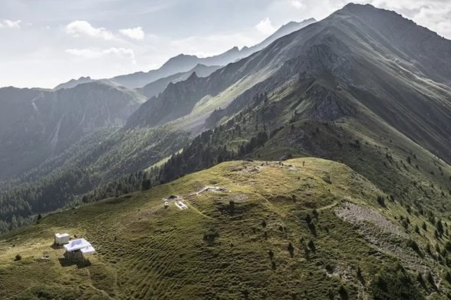 A stunning aerial shot captures the Roman military camp nestled in the Swiss Alps. (Photo credit: Andrea Badrutt, Chur).