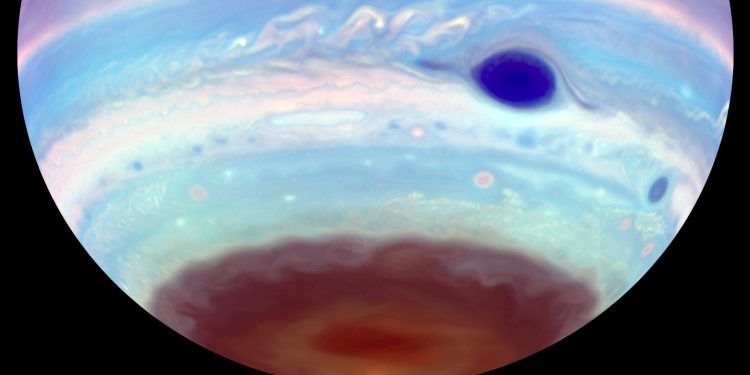 A photograph of Jupiter: NASA.