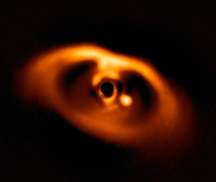 The PDS 70. Image Credit: ESO/A. Müller et al.