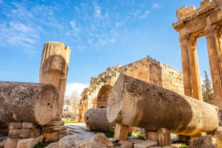 oldest-structures-on-earth-baalbek-temple-ruins
