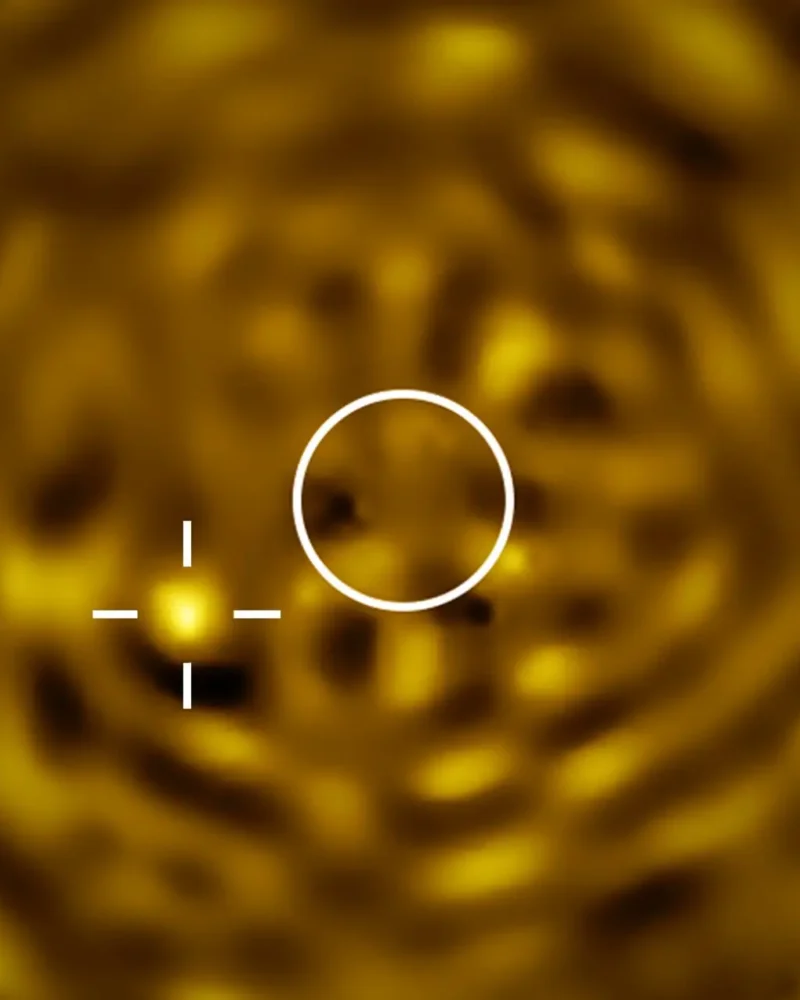 The likely companion Betelgeuse B beside the red supergiant Betelgeuse, imaged with ESO’s SPHERE instrument