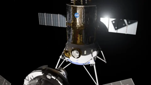 NASA concept art of Blue Origin Blue Moon Mark 2 docked with Orion