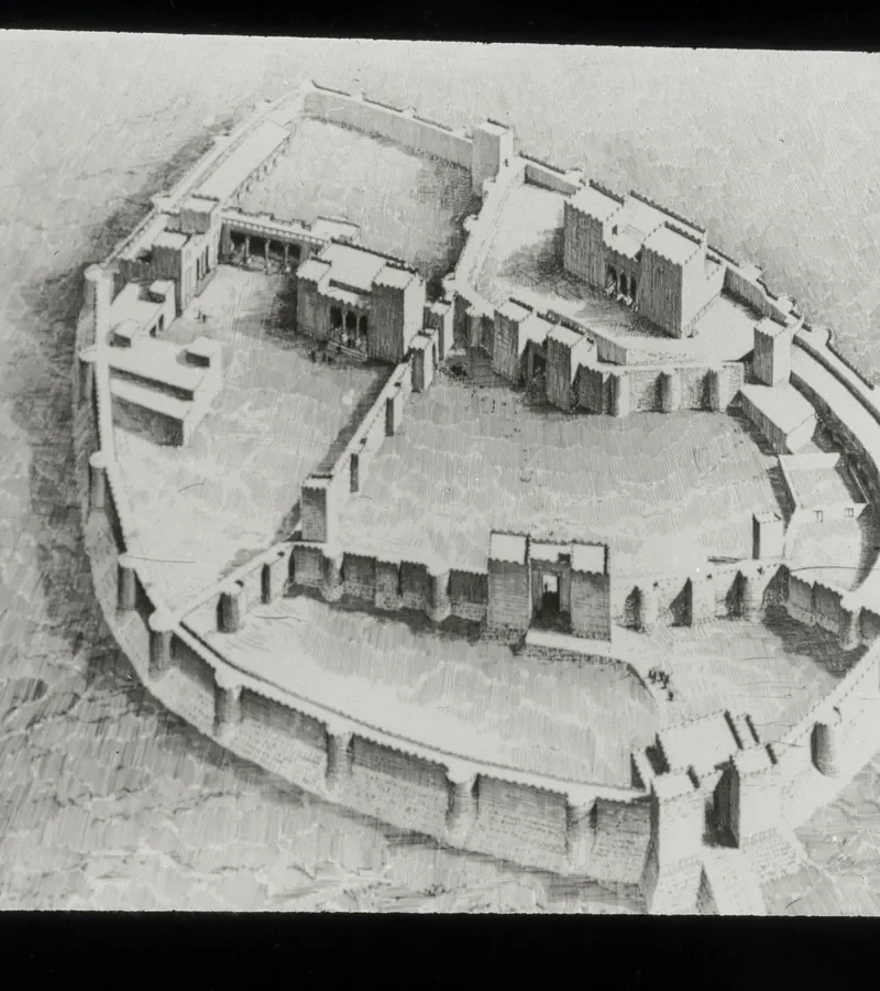 Public-domain reconstruction drawing of the Zincirli citadel showing its walls, gates and internal buildings.